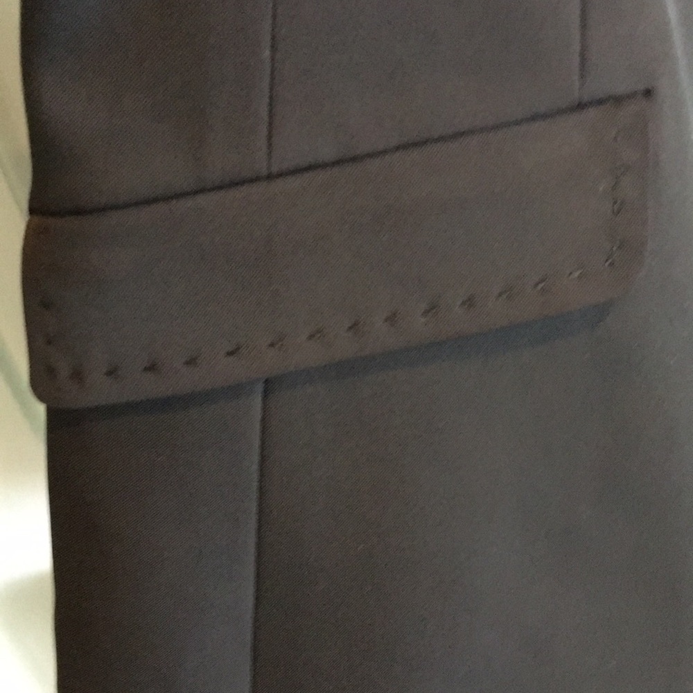 Tahari like new jacket - Picture 3 of 6